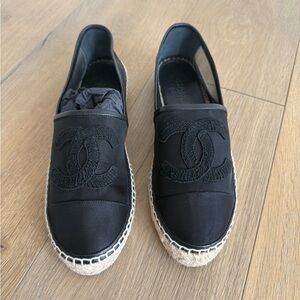 CHANEL Black Canvas Espadrilles with Natural Jute Sole